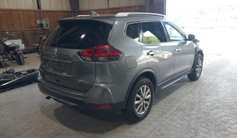 
								Nissan Rogue full									