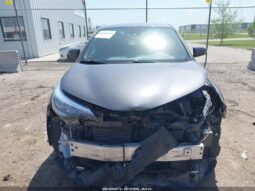 
										Toyota C-HR full									
