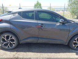 
										Toyota C-HR full									