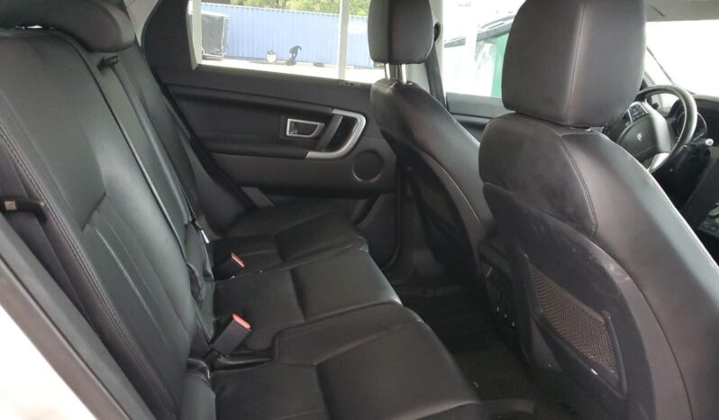 
								Land Rover Discovery full									