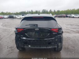 
										2017 Infiniti QX30 full									