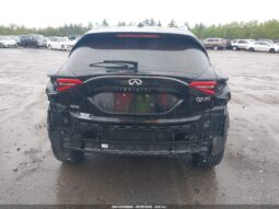 
										2017 Infiniti QX30 full									