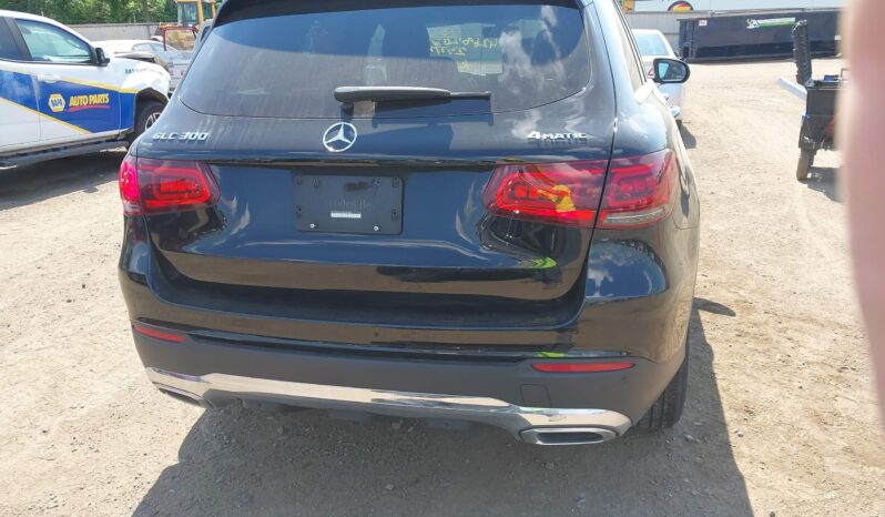 
								Mercedes-Benz GLC 300 full									