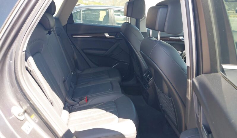 
								AUDI Q5 full									
