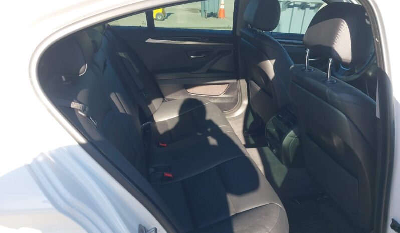 
								BMW 5 Series full									