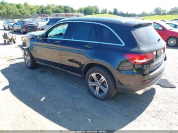 MERCEDES-BENZ GLC-300