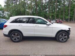 
										Mercedes-Benz GLC-Class full									