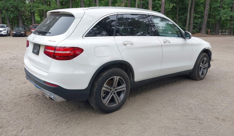 
								Mercedes-Benz GLC-Class full									