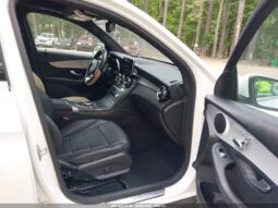 
										Mercedes-Benz GLC-Class full									