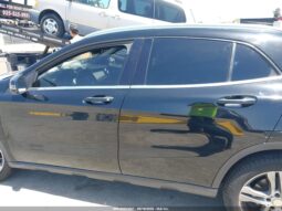 
										Mercedes-Benz GLA-Class full									