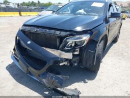 
										Mercedes-Benz GLA-Class full									