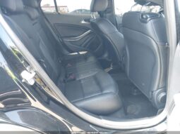 
										Mercedes-Benz GLA-Class full									