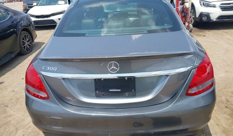 
								Mercedes-Benz C-Class full									