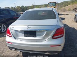 
										Mercedes-Benz E 300 full									