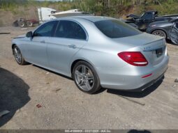 
										Mercedes-Benz E 300 full									