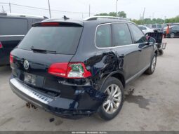
										Volkswagen Touareg full									