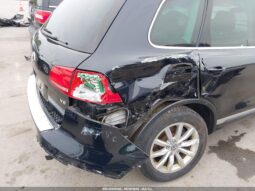 
										Volkswagen Touareg full									