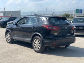 nissan rogue sport
