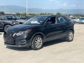 nissan rogue sport