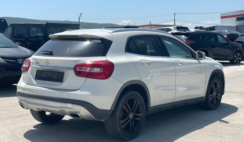 
								mercedes-benz gla full									