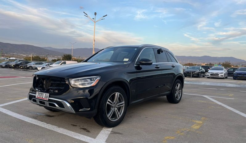 
								Mercedes-Benz GLC 300 full									