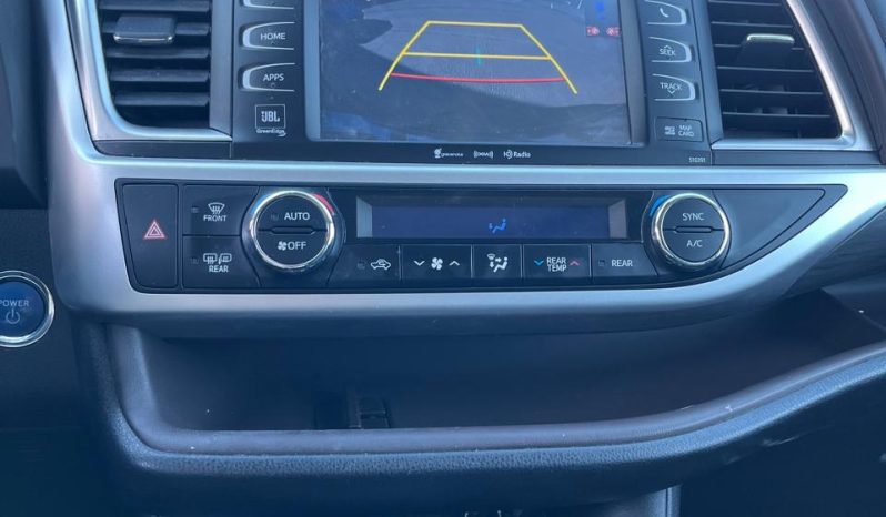 
								Toyota Highlander full									