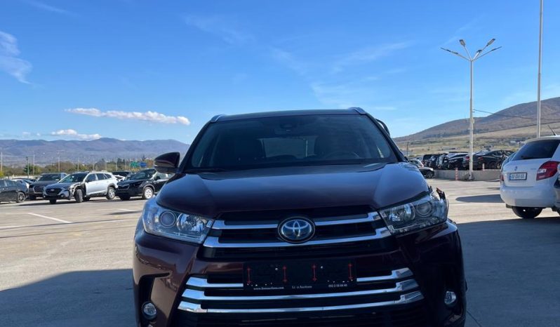 
								Toyota Highlander full									