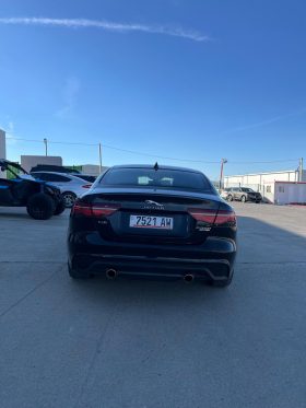 JAGUAR XE