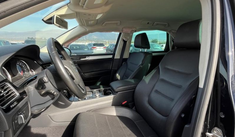 
								Volkswagen Touareg full									