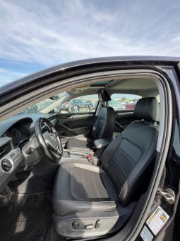 
										VOLKSWAGEN PASSAT full									