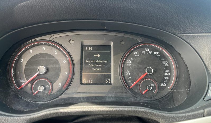 
								VOLKSWAGEN PASSAT full									