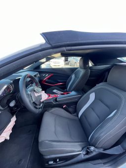 
										2019 Chevrolet Camaro full									