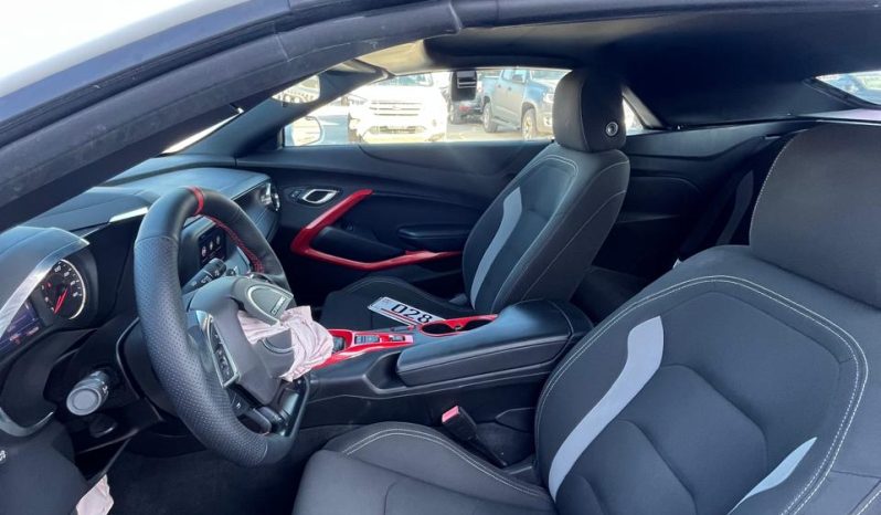 
								2019 Chevrolet Camaro full									