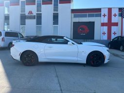 
										2019 Chevrolet Camaro full									