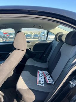 
										VOLKSWAGEN JETTA full									
