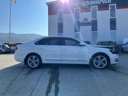 
										VOLKSWAGEN PASSAT full									