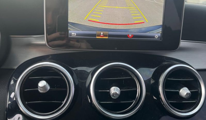 
								Mercedes-Benz C-Class full									