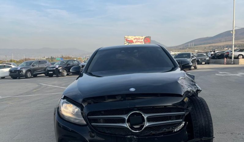 
								Mercedes-Benz C-Class full									