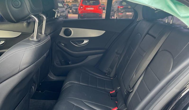 
								Mercedes-Benz C-Class full									