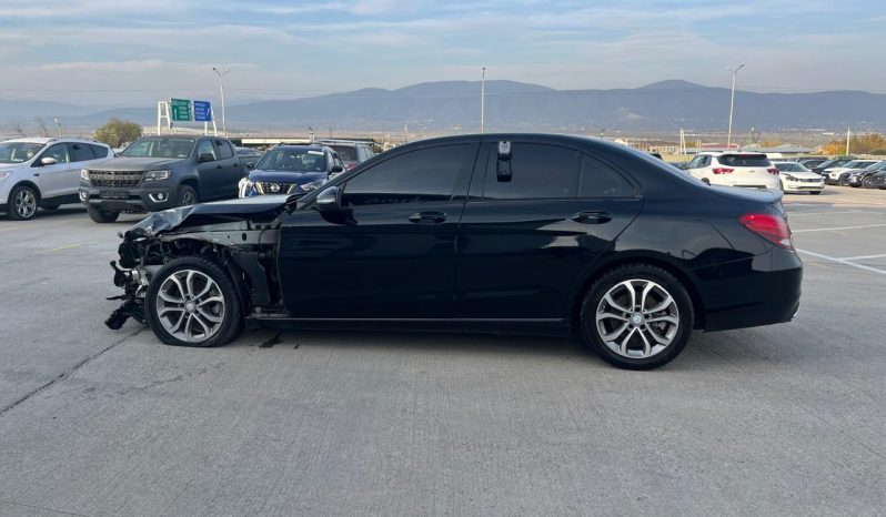 
								Mercedes-Benz C-Class full									