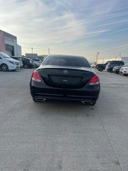 
										Mercedes-Benz C-Class full									