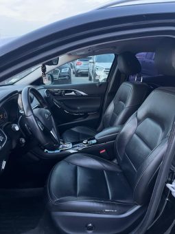 
										2017 Infiniti QX30 full									