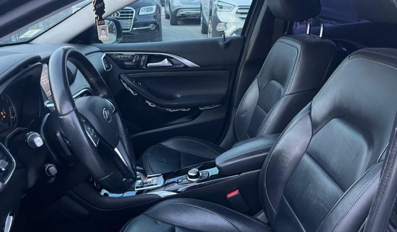 
								2017 Infiniti QX30 full									