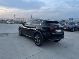 
										2017 Infiniti QX30 full									
