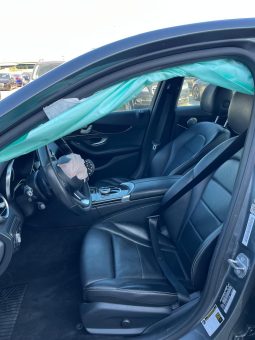 
										Mercedes-Benz C-Class full									