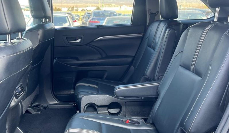 
								Toyota Highlander full									