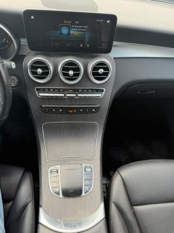 
										Mercedes-Benz GLC 300 full									