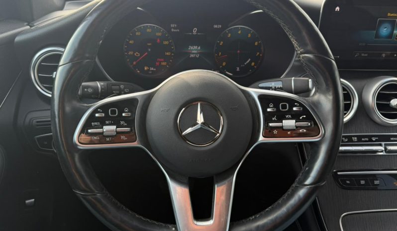 
								Mercedes-Benz GLC 300 full									