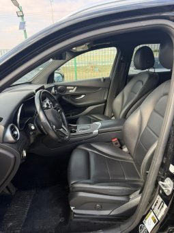 
										Mercedes-Benz GLC 300 full									