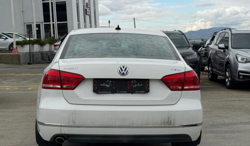 
								VOLKSWAGEN PASSAT full									